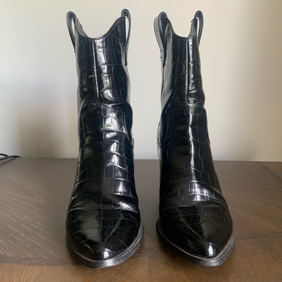 Faux Leather Croc-Embossed Cowboy Boots – Size 6 - Picture 3 of 8